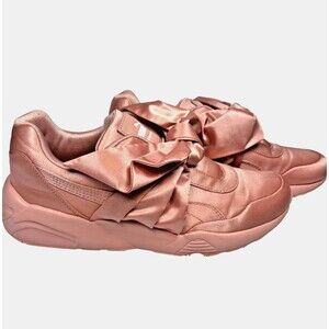 Puma x Fenty Rihanna Bow Sneaker Silver Pink Satin Women's Size 9 NWOB 365054-01